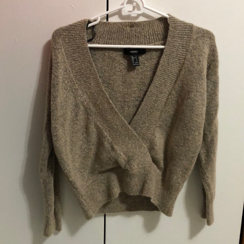 Forever 21 surplice brown /gray sweater